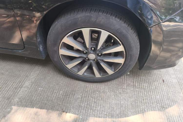 Used Nissan Teana 2016 2.0L XL-Upper Smart Edition Right Front Wheel Hub