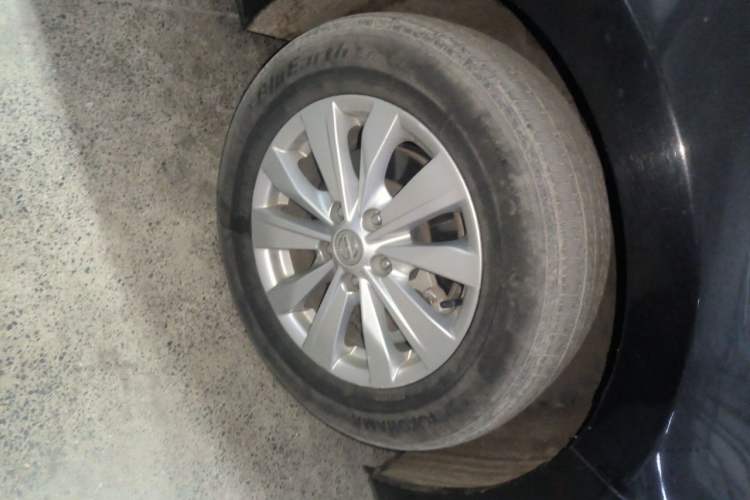 Used Nissan Teana 2016 Revised Version 2.0L XL Comfort Edition Right Front Wheel Hub