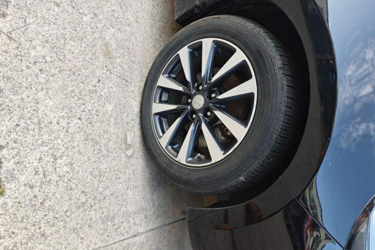 Used Nissan Teana 2016 2.0L XL-Upper Smart Edition Right Front Wheel Hub