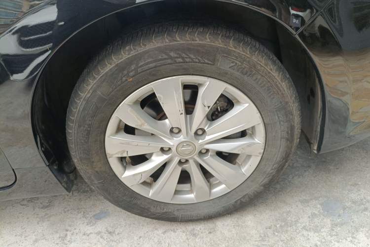 Used Nissan Teana 2016 2.0L XE Fashion Edition Right Front Wheel Hub