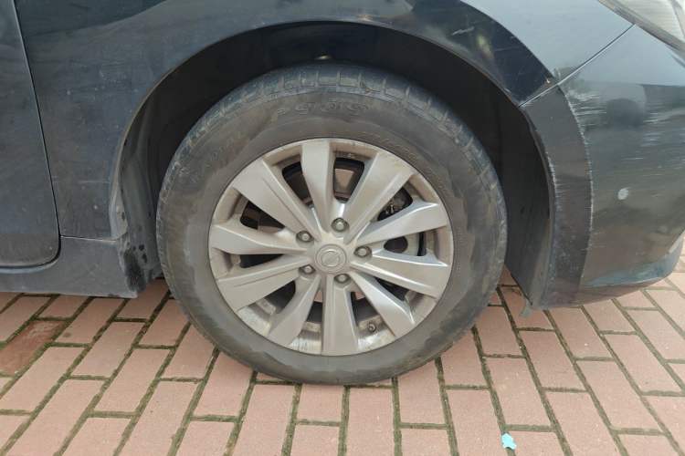 Used Nissan Teana 2016 2.0L XE Fashion Edition Right Front Wheel Hub