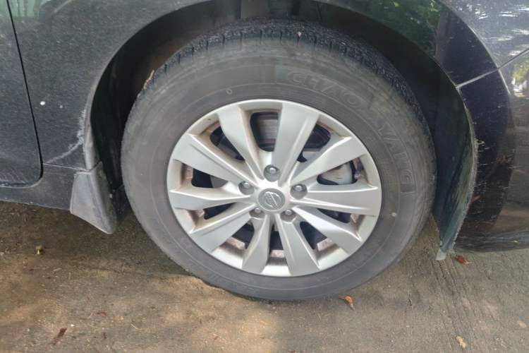 Used Nissan Teana 2016 2.0L XL Comfort Edition Right Front Wheel Hub