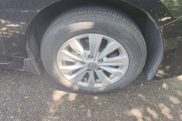 Used Nissan Teana 2016 2.0L XE Fashion Edition Right Front Wheel Hub