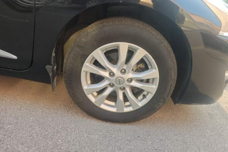 Used Nissan Teana 2016 2.0L XE Fashion Edition Right Front Wheel Hub