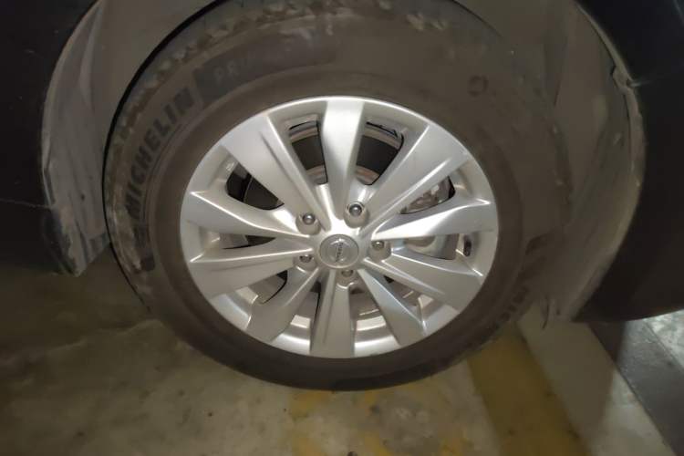 Used Nissan Teana 2016 2.0L XL Comfort Edition Right Front Wheel Hub