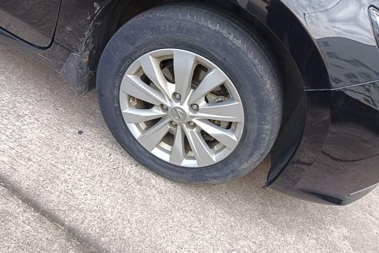 Used Nissan Teana 2016 Revised Version 2.0L XL Comfort Edition Right Front Wheel Hub