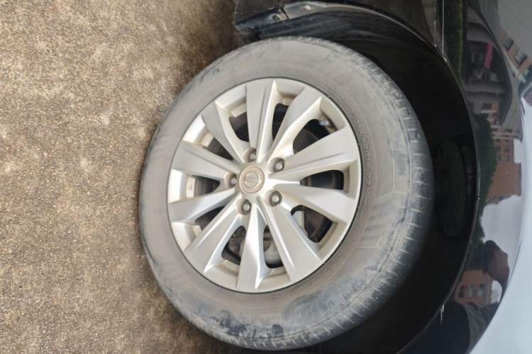 Used Nissan Teana 2016 2.0L XL Comfort Edition Right Front Wheel Hub