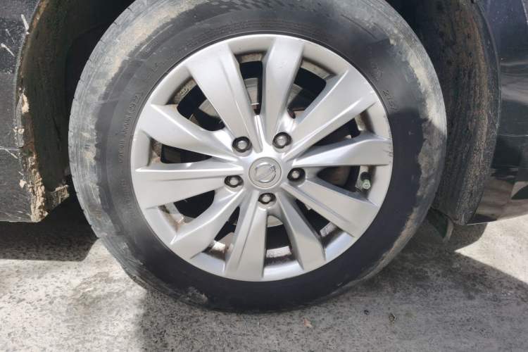Used Nissan Teana 2016 2.0L XL Comfort Edition Right Front Wheel Hub