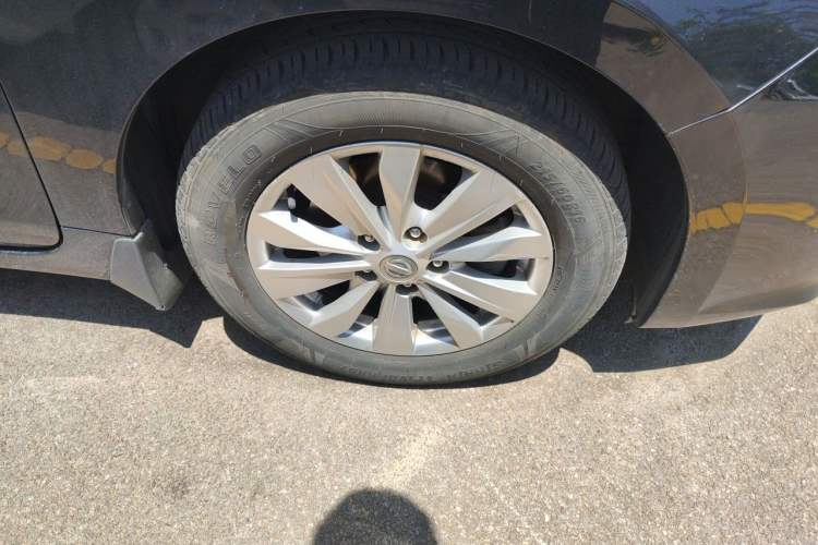 Used Nissan Teana 2016 Revised Version 2.0L XL Comfort Edition Right Front Wheel Hub