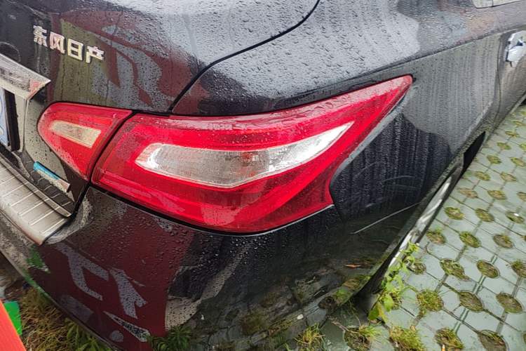 Used Nissan Teana 2016 Revised Version 2.0L XL Comfort Edition Right Rear Taillight