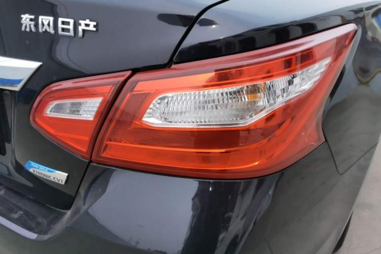 Used Nissan Teana 2016 2.0L XL Comfort Edition Right Rear Taillight
