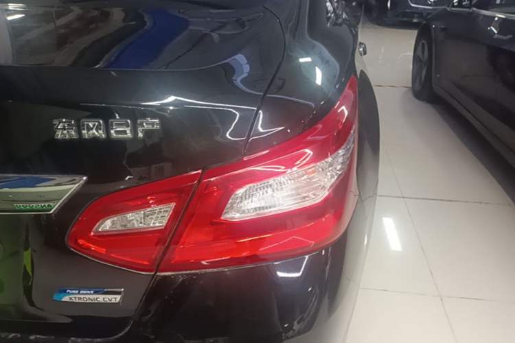 Used Nissan Teana 2016 Revised Version 2.0L XL Comfort Edition Right Rear Taillight