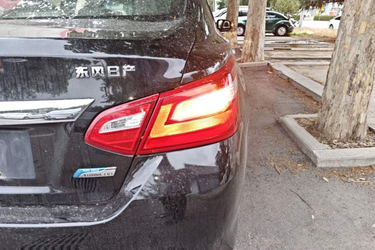 Used Nissan Teana 2016 Revised Version 2.0L XL Comfort Edition Right Rear Taillight