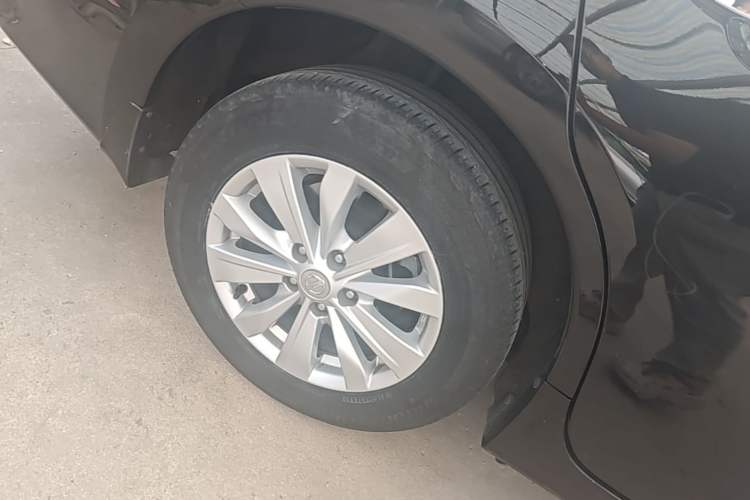 Used Nissan Teana 2016 2.0L XL Comfort Edition Right Rear Wheel Hub