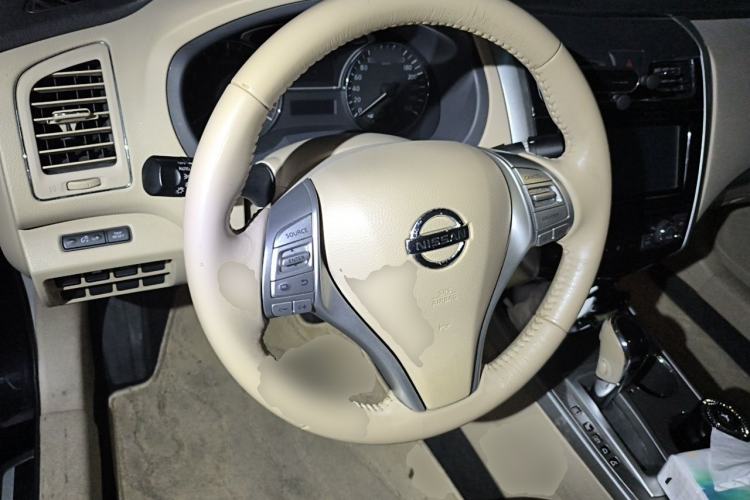 Used Nissan Teana 2016 Revised Version 2.0L XL Comfort Edition Steering Wheel