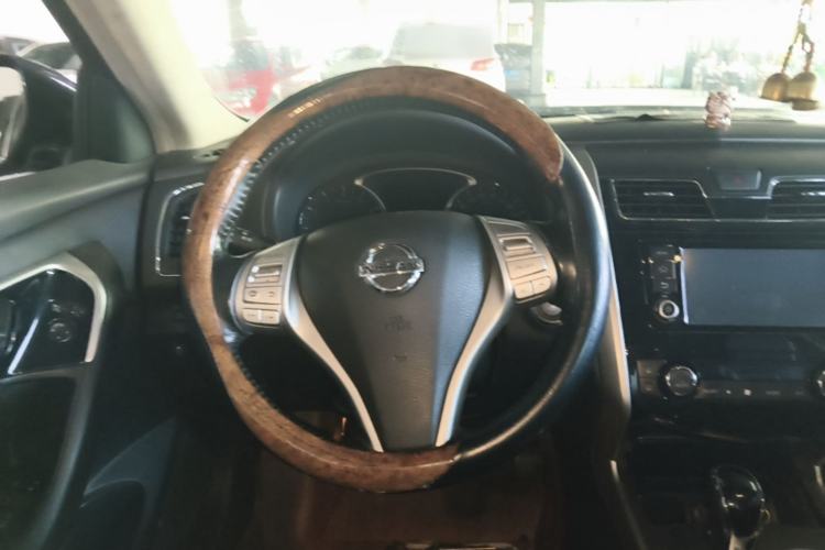 Used Nissan Teana 2016 Revised Version 2.0L XL Comfort Edition Steering Wheel