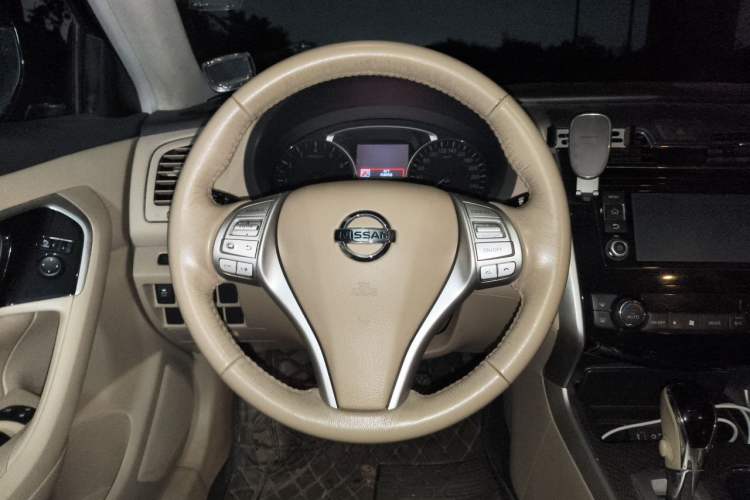 Used Nissan Teana 2016 Revised Version 2.0L XL Comfort Edition Steering Wheel