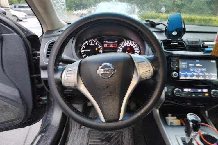 Used Nissan Teana 2016 2.0L XL Comfort Edition Steering Wheel