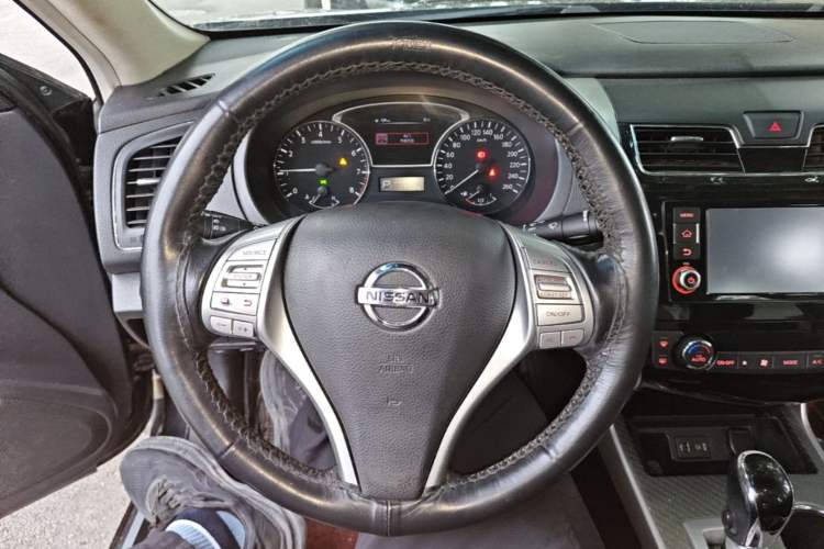 Used Nissan Teana 2016 Revised Version 2.0L XL Comfort Edition Steering Wheel