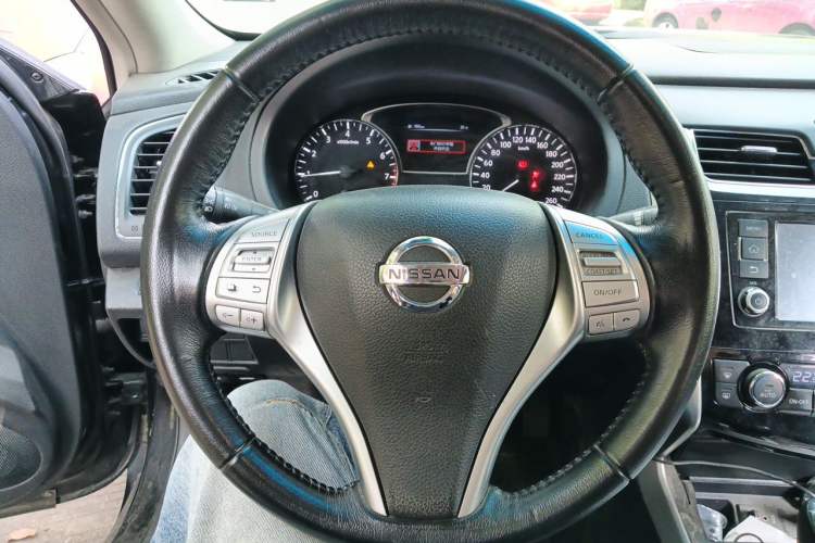 Used Nissan Teana 2016 2.0L XL Comfort Edition Steering Wheel