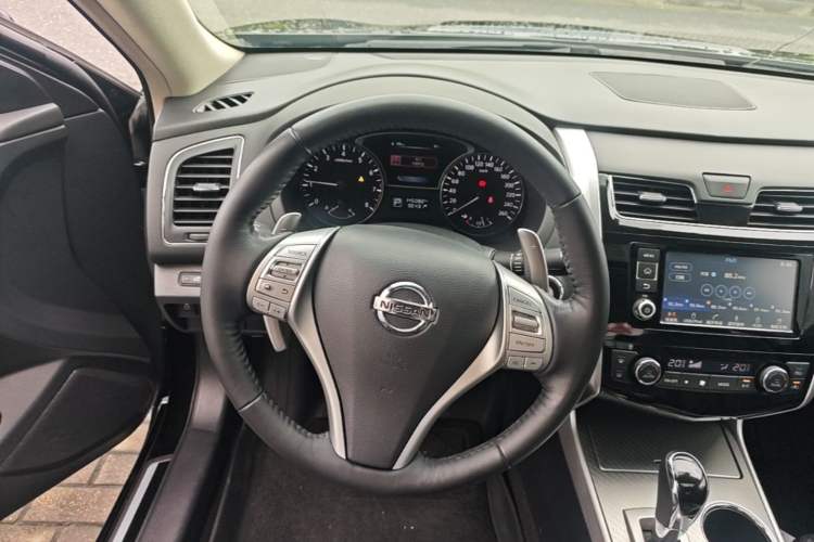 Used Nissan Teana 2016 2.5L XL-Upper Smart Enjoyment Version Steering Wheel