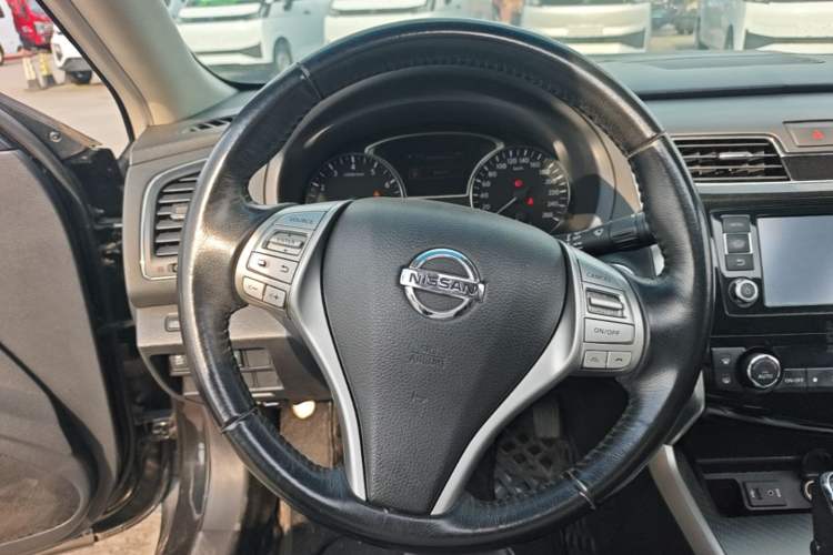 Used Nissan Teana 2016 Revised Version 2.0L XL Comfort Edition Steering Wheel