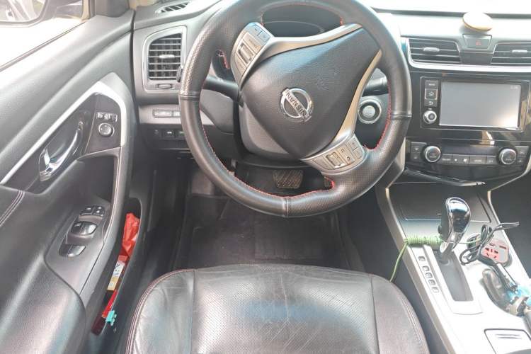 Used Nissan Teana 2016 Revised Version 2.0L XL Comfort Edition Steering Wheel