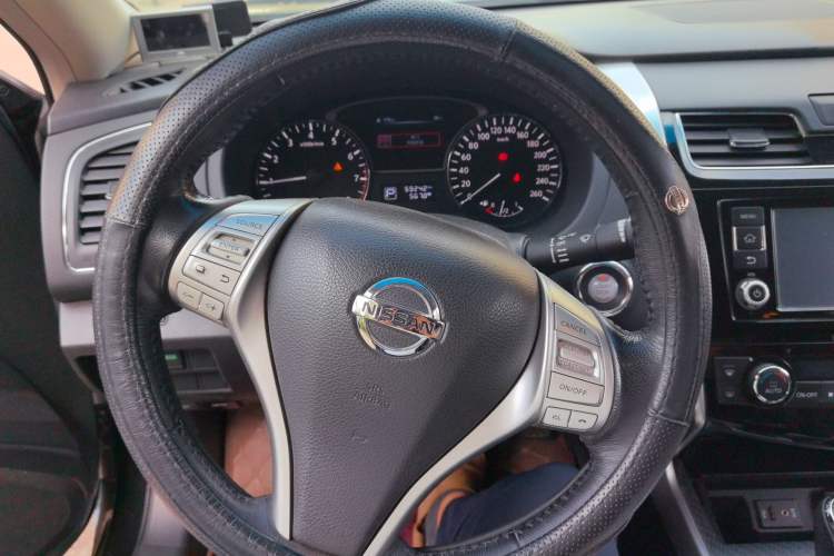 Used Nissan Teana 2016 Revised Version 2.0L XL Comfort Edition Steering Wheel