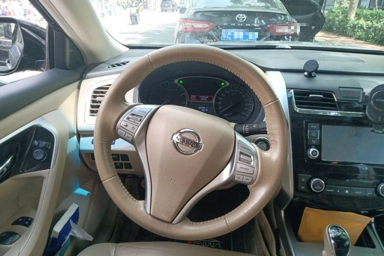 Used Nissan Teana 2016 Revised Version 2.0L XL Comfort Edition Steering Wheel