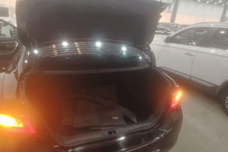 Used Nissan Teana 2016 2.0L XL Comfort Edition Trunk