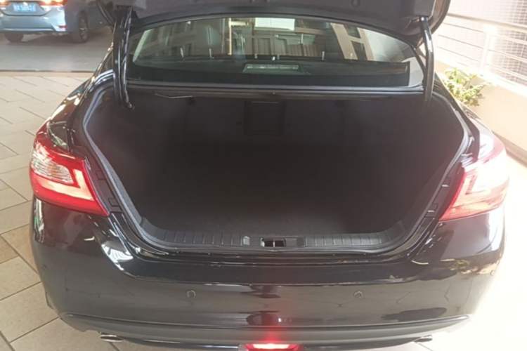 Used Nissan Teana 2016 Revised Version 2.0L XL Comfort Edition Trunk