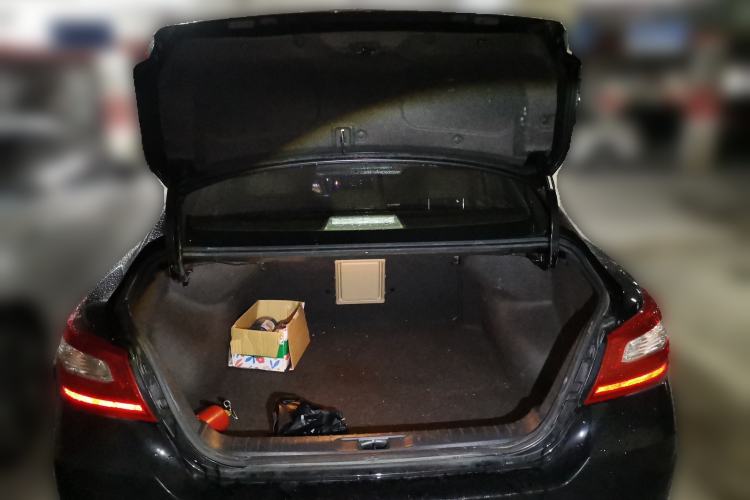 Used Nissan Teana 2016 2.0L XE Fashion Edition Trunk