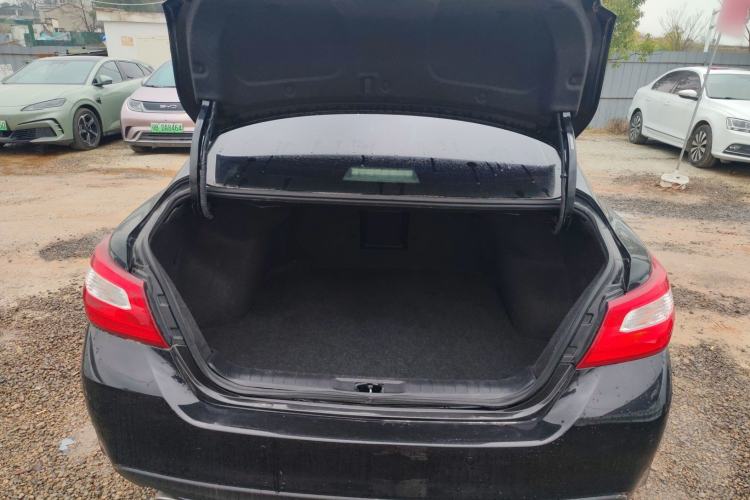 Used Nissan Teana 2016 2.0L XL-Upper Smart Edition Trunk