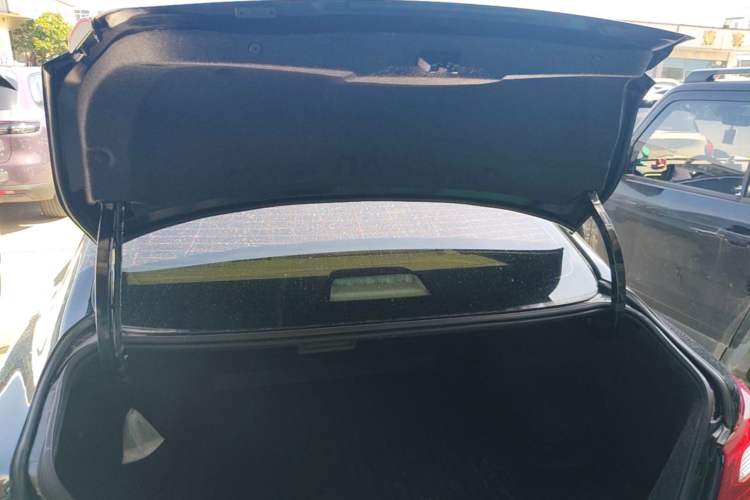 Used Nissan Teana 2016 2.0L XE Fashion Edition Trunk