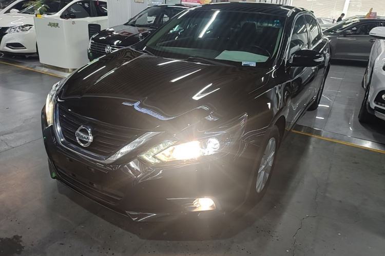 Used Nissan Teana 2016 Revised Version 2.0L XL Comfort Edition Guazi used car, China used car export, Used car for sale, Used Nissan cars, Cheapest cars for sale