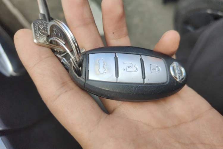 Used Nissan Teana 2016 Revised Version 2.0L XL Comfort Edition Vehicle Key