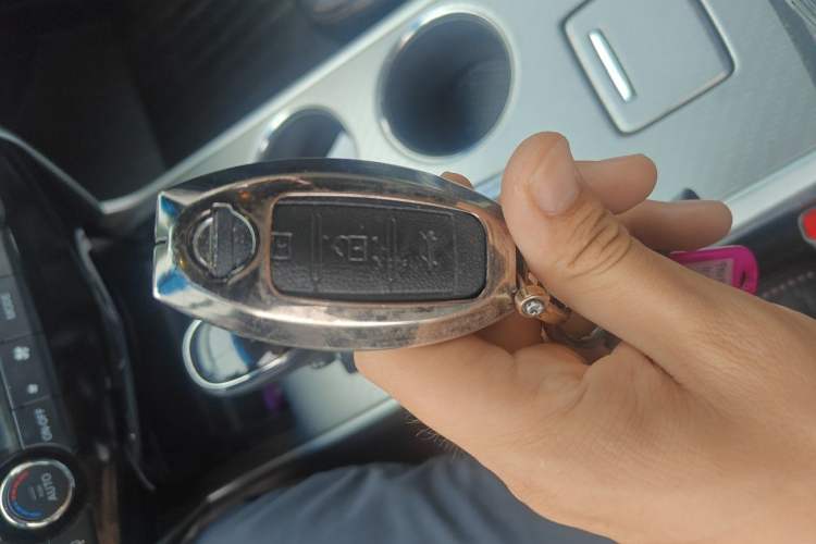 Used Nissan Teana 2016 Revised Version 2.0L XL Comfort Edition Vehicle Key