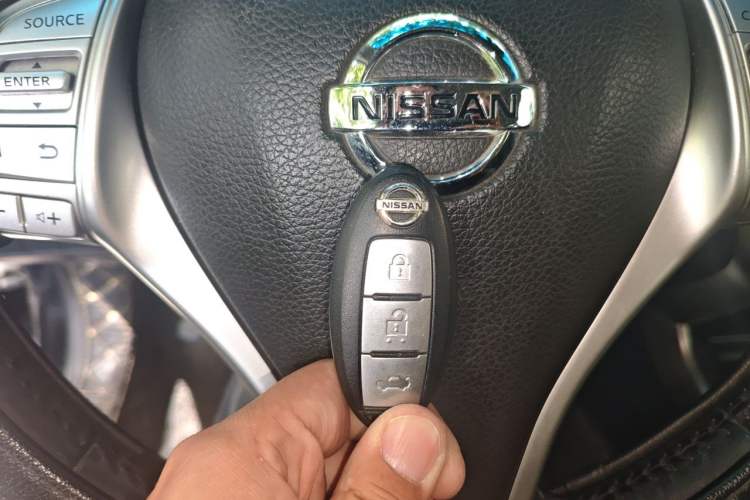 Used Nissan Teana 2016 Revised Version 2.0L XL Comfort Edition Vehicle Key