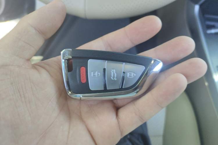 Used Nissan Teana 2016 2.0L XE Fashion Edition Vehicle Key