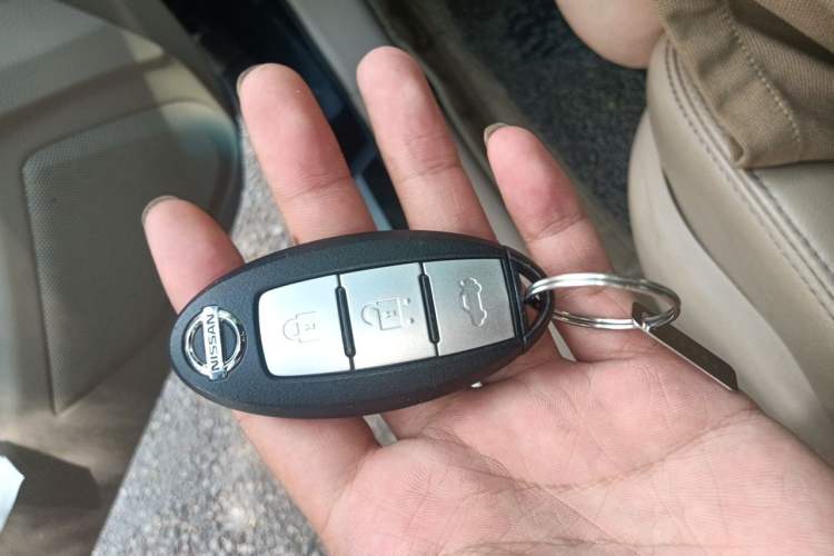 Used Nissan Teana 2016 Revised Version 2.0L XL Comfort Edition Vehicle Key