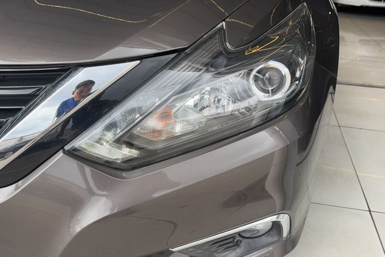 Used Nissan Teana 2016 2.0L XL Comfort Edition Left Front Headlight