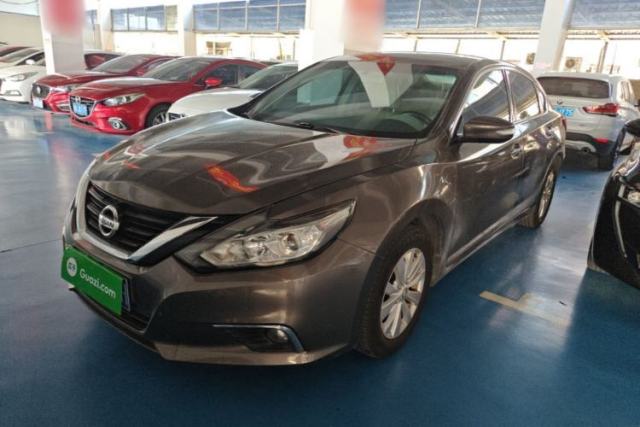 Ojetý Nissan Teana 2016 2.0L XE Fashion Edition