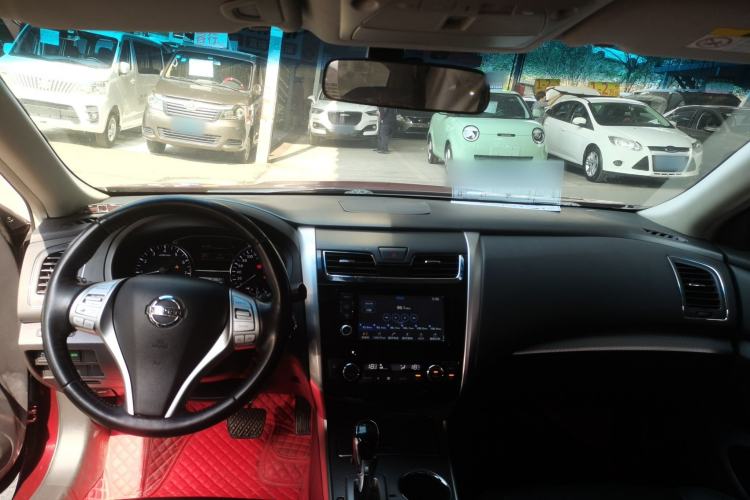 Used Nissan Teana 2016 2.0L XL Comfort Edition Center Console