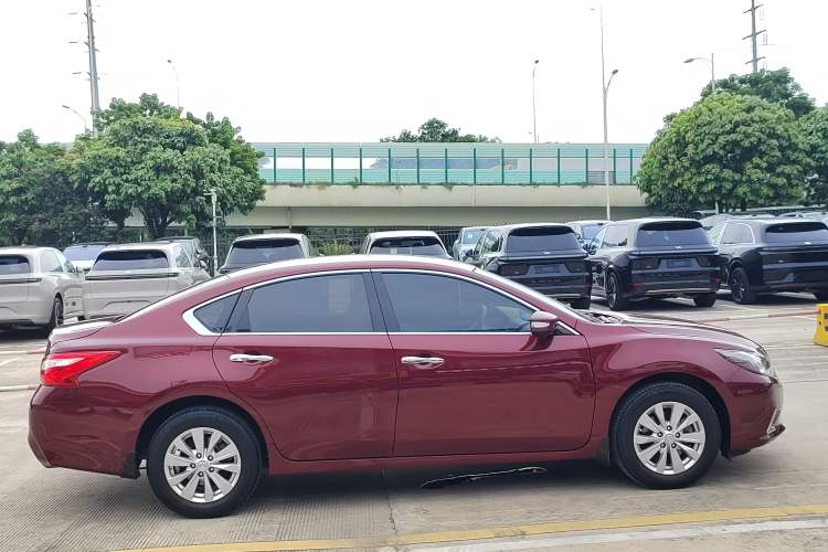 Used Nissan Teana 2016 Revised Version 2.0L XL Comfort Edition Exterior 4