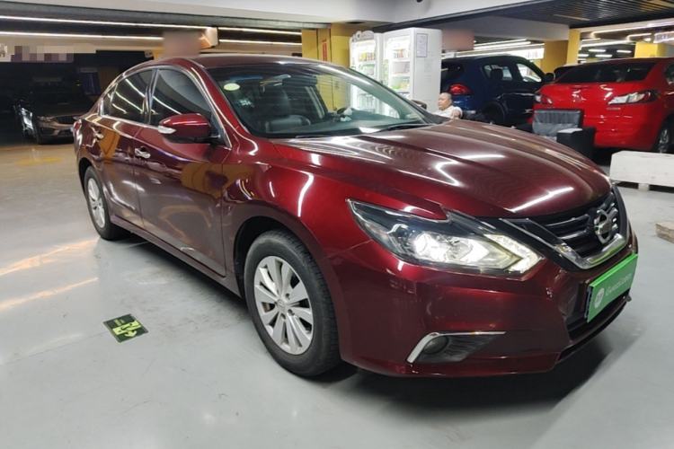 Used Nissan Teana 2016 Revised Version 2.0L XL Comfort Edition Front Right 45 Deg