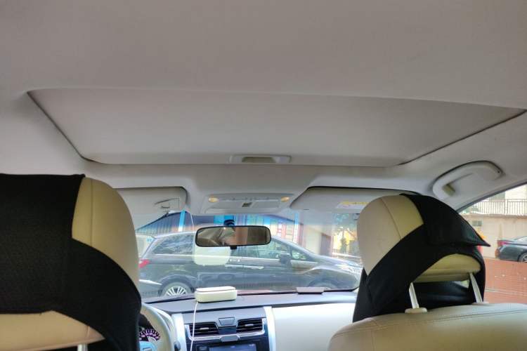 Used Nissan Teana 2016 2.5L XL Comfort Edition Headliner