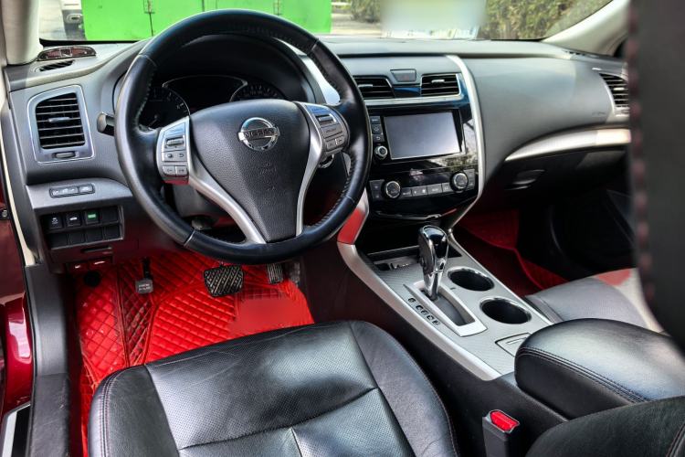 Used Nissan Teana 2016 2.0L XL Comfort Edition Interior 2