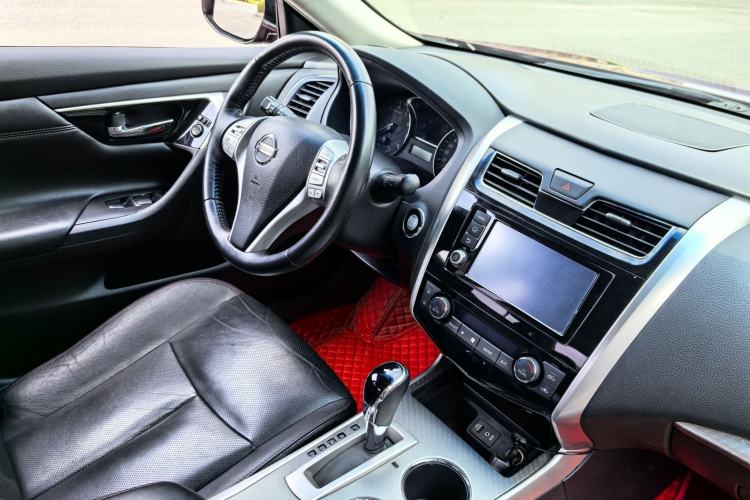 Used Nissan Teana 2016 2.0L XL Comfort Edition Interior 3