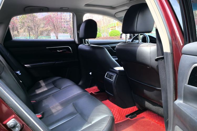 Used Nissan Teana 2016 2.0L XL Comfort Edition Interior 4