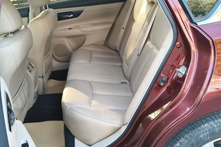 Used Nissan Teana 2016 2.0L XL-Upper Smart Edition Left Rear Seat